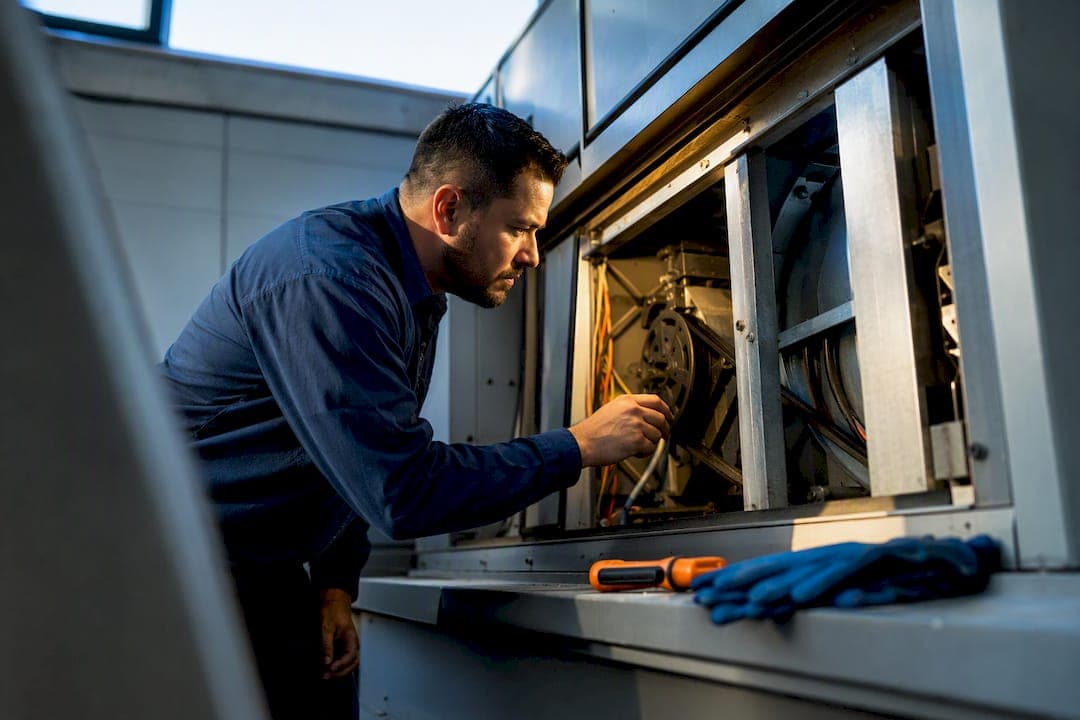 Budget $0.15–$0.30/sq ft: Commercial HVAC Maintenance in Avondale